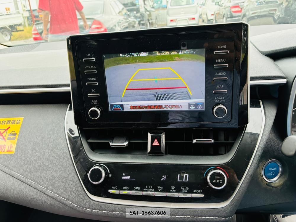 Toyota COROLLA TOURING 2021-07 8226617-17
