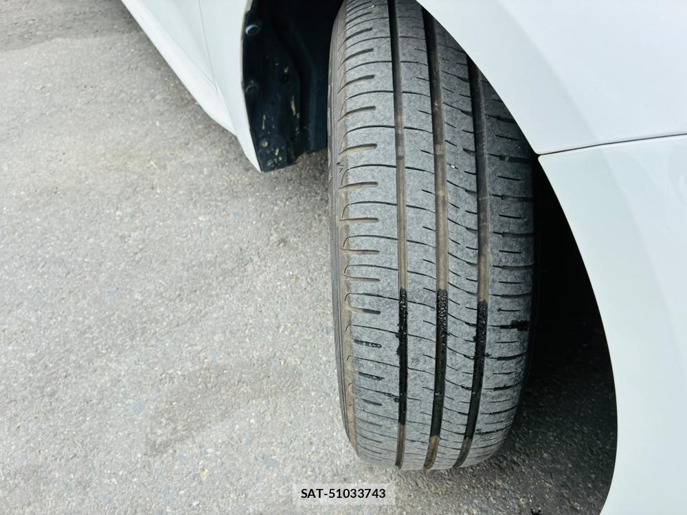 Toyota COROLLA TOURING 2021-07 8240832-32