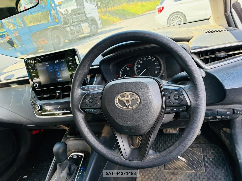 Toyota COROLLA TOURING 2021-07 8240833-14