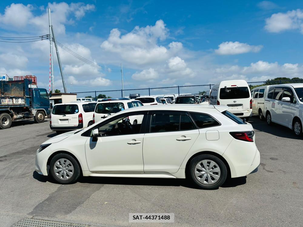 Toyota COROLLA TOURING 2021-07 8240833-1