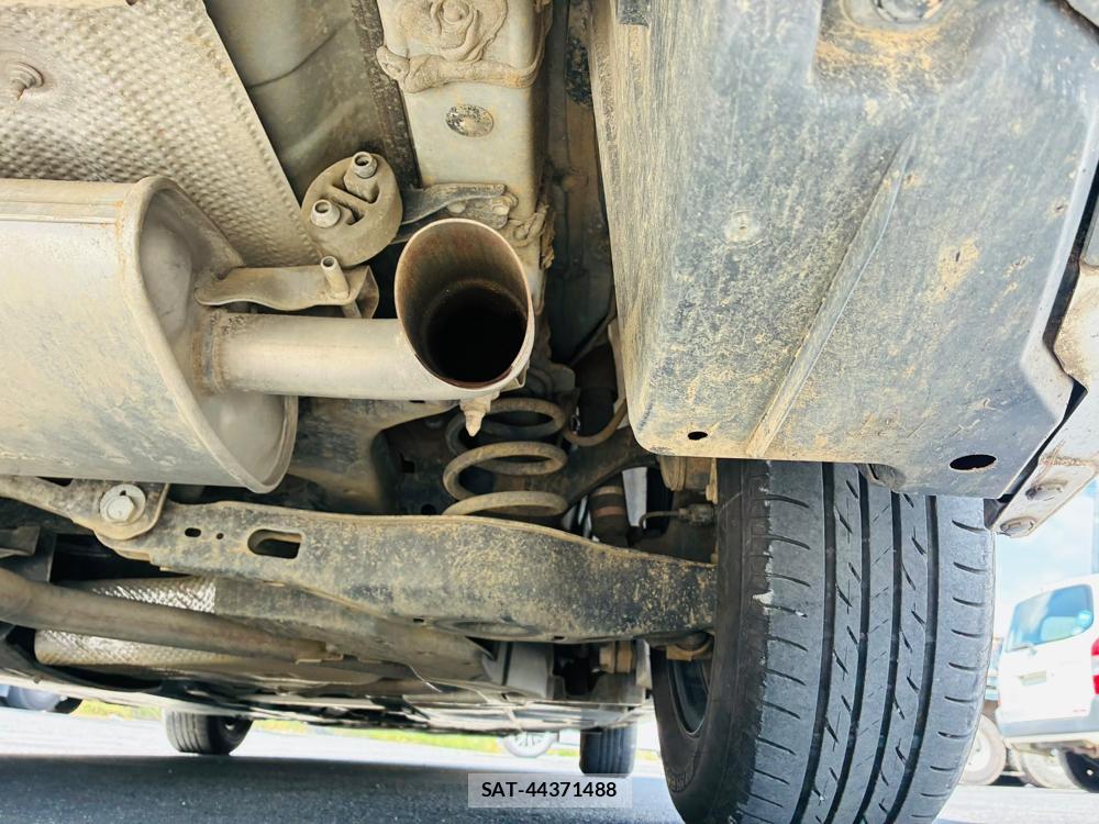 Toyota COROLLA TOURING 2021-07 8240833-35