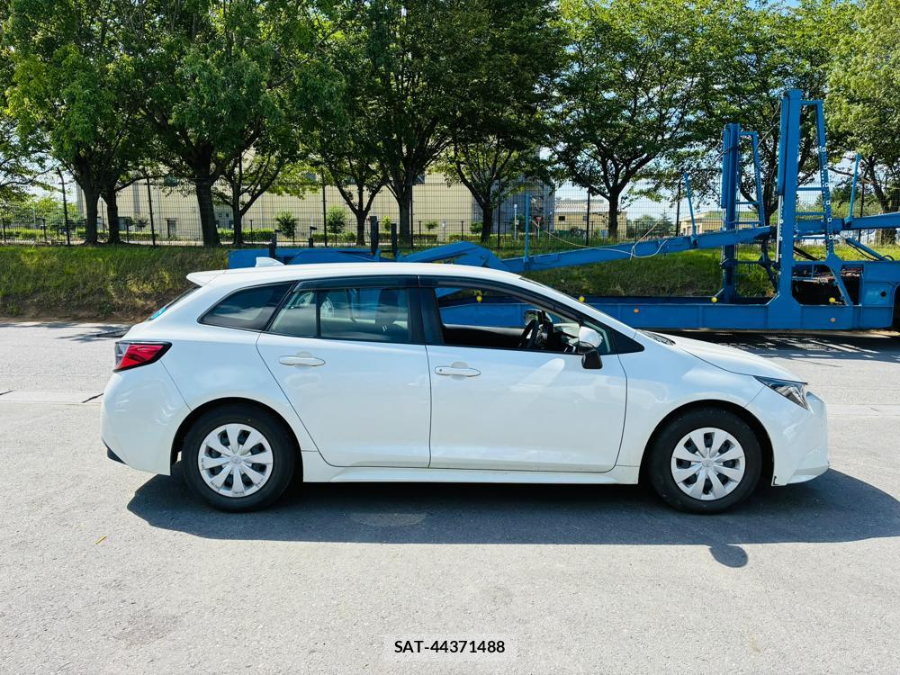 Toyota COROLLA TOURING 2021-07 8240833-5