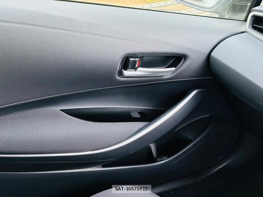 Toyota COROLLA TOURING 2020-07 8298917-23