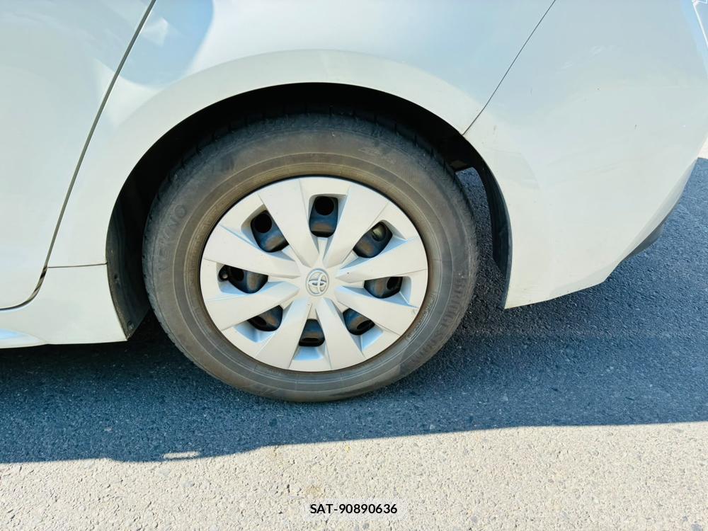 Toyota COROLLA TOURING 2021-07 8469921-29