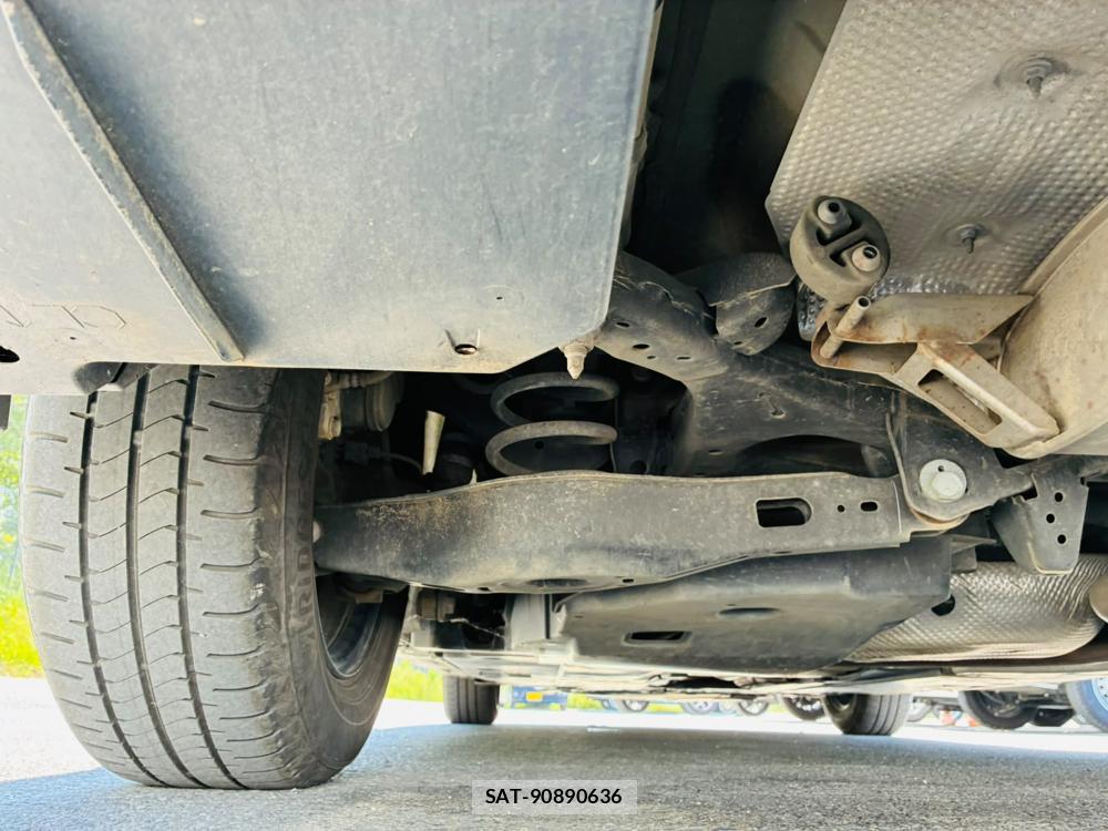 Toyota COROLLA TOURING 2021-07 8469921-34