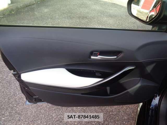 Toyota COROLLA TOURING 2022-01 8741285-9