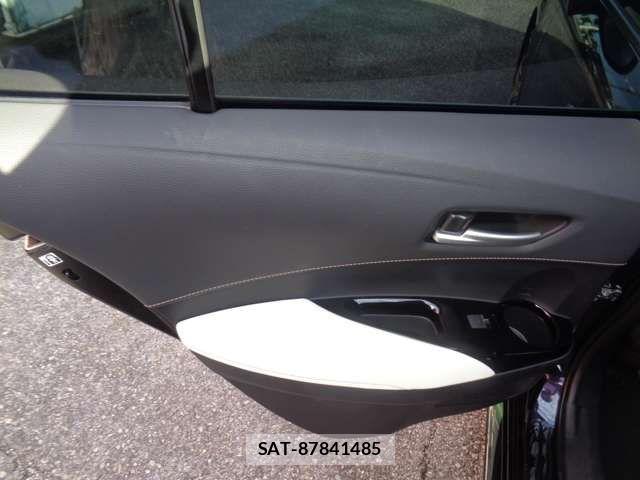 Toyota COROLLA TOURING 2022-01 8741285-11