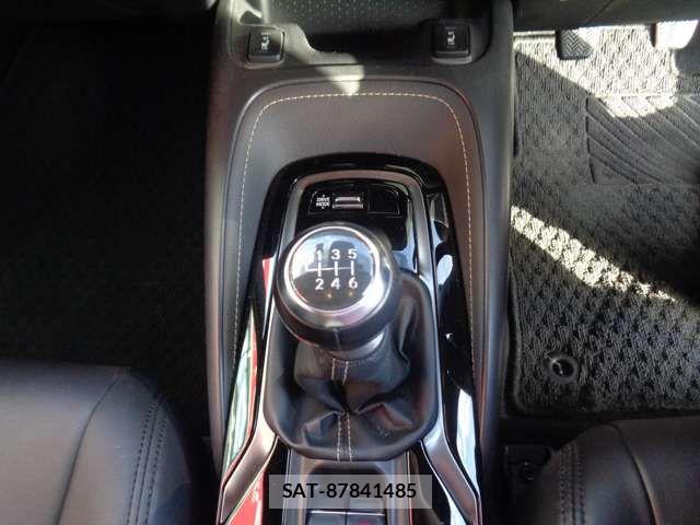 Toyota COROLLA TOURING 2022-01 8741285-17