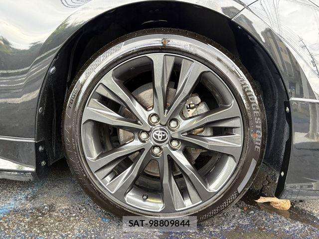 Toyota COROLLA TOURING 2021-11 8741288-18