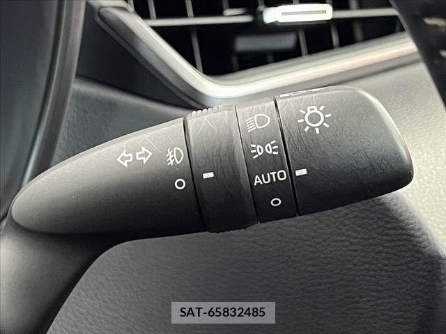 Toyota COROLLA TOURING 2021-06 8828340-29