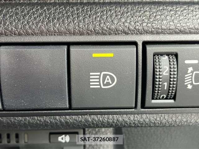 Toyota COROLLA TOURING 2019-11 8828341-5