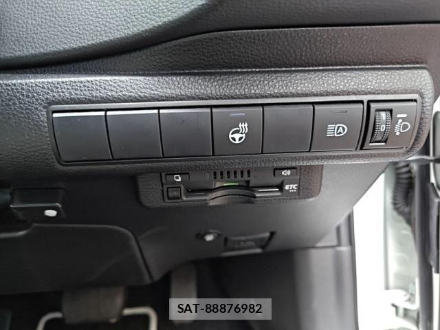 Toyota COROLLA TOURING 2020-08 8870679-17