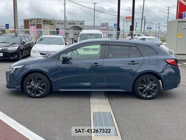 Toyota COROLLA TOURING 2024-06 8879191-17