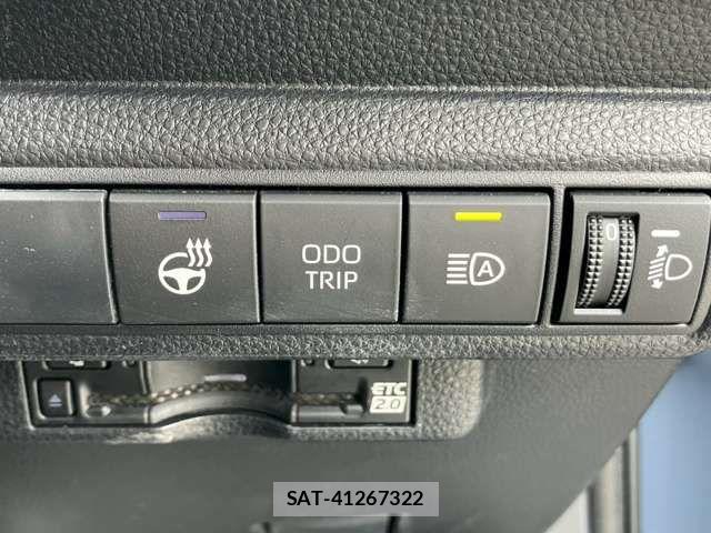 Toyota COROLLA TOURING 2024-06 8879191-2