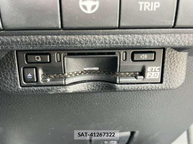 Toyota COROLLA TOURING 2024-06 8879191-8