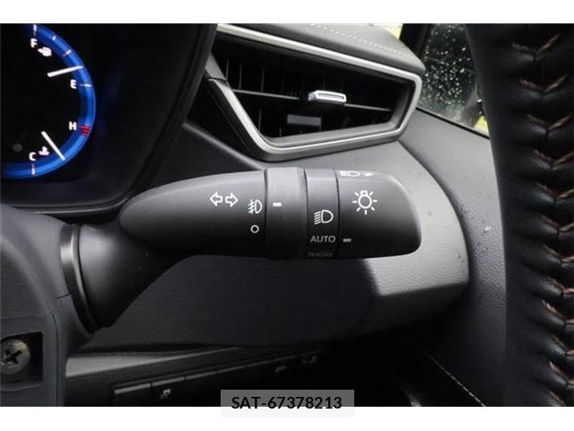 Toyota COROLLA TOURING 2021-10 8879190-23