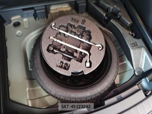 Toyota COROLLA TOURING 2020-08 8879193-29