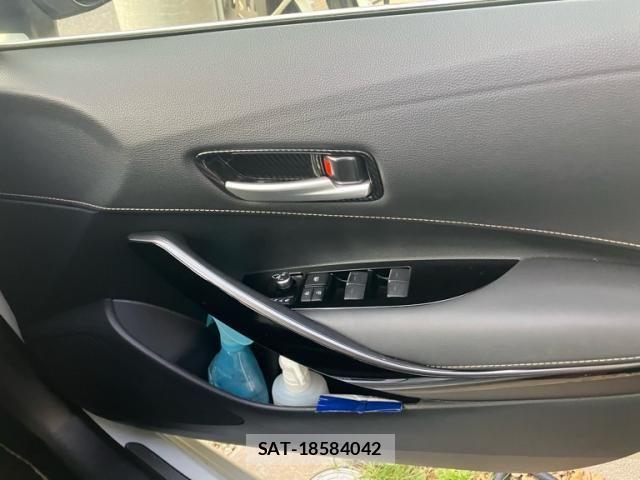 Toyota COROLLA TOURING 2020-11 1189015-12