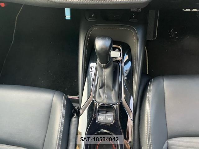 Toyota COROLLA TOURING 2020-11 1189015-17