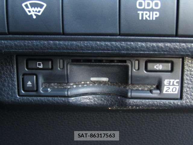 Toyota COROLLA TOURING 2023-10 2317967-10