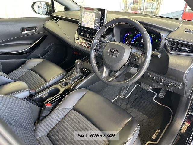 Toyota COROLLA TOURING 2020-05 4935566-4