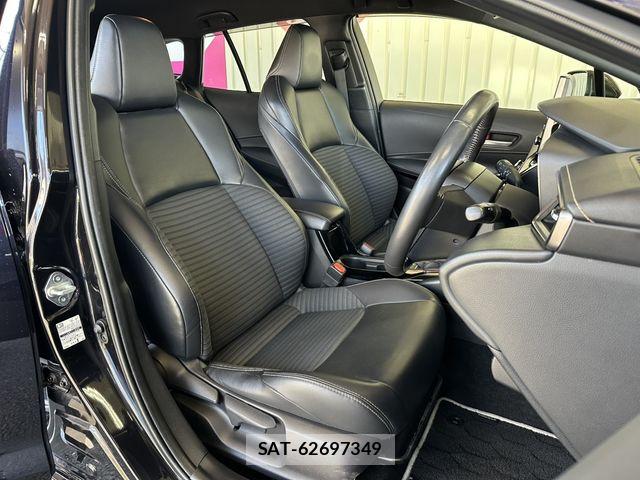 Toyota COROLLA TOURING 2020-05 4935566-8