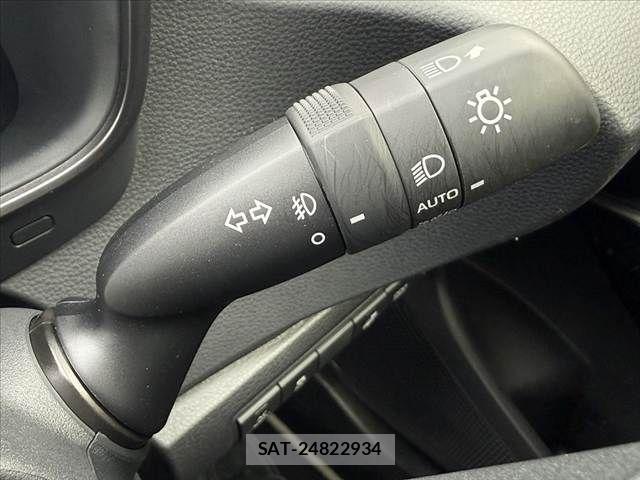 Toyota COROLLA TOURING 2023-10 4935490-24