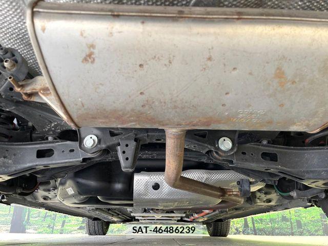 Toyota COROLLA TOURING 2024-03 5863212-18