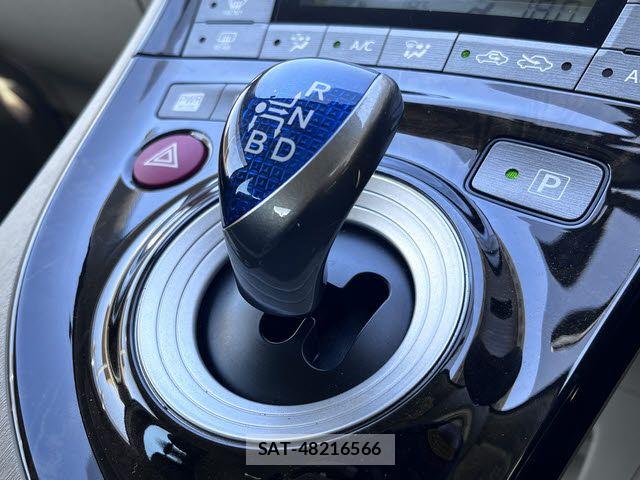 Toyota COROLLA TOURING 2023-09 6010438-19