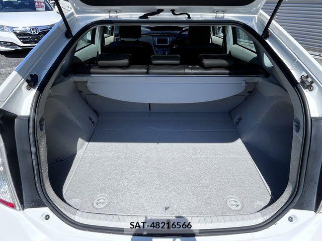 Toyota COROLLA TOURING 2023-09 6010438-20