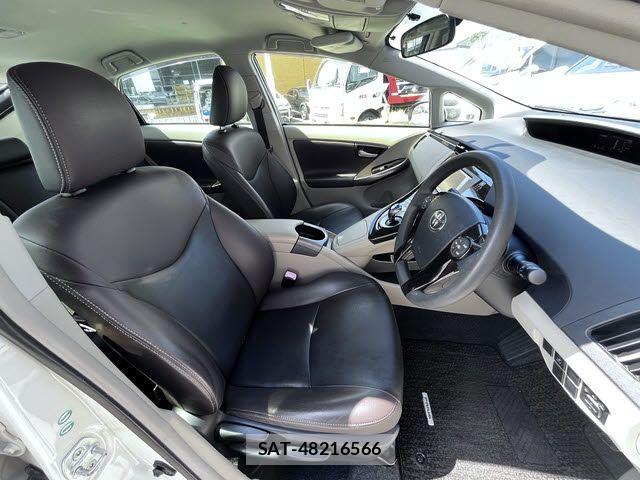Toyota COROLLA TOURING 2023-09 6010438-3