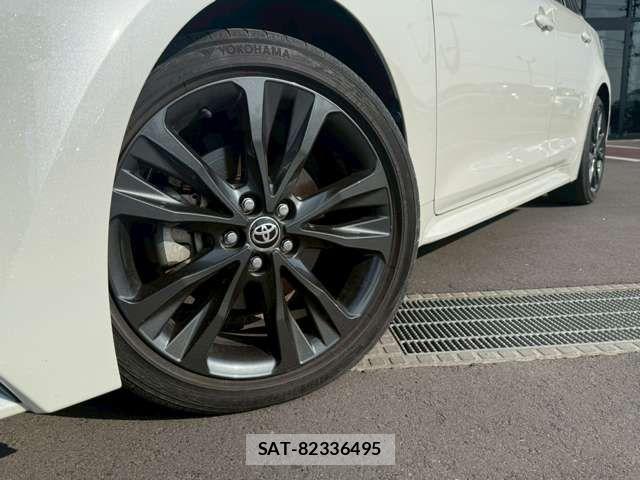 Toyota COROLLA TOURING 2019-11 6010444-14