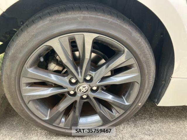 Toyota COROLLA TOURING 2019-10 6496187-6