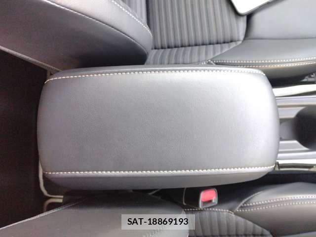 Toyota COROLLA TOURING 2021-06 6611167-14