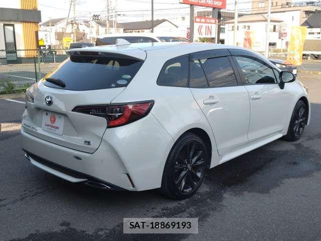Toyota COROLLA TOURING 2021-06 6611167-2
