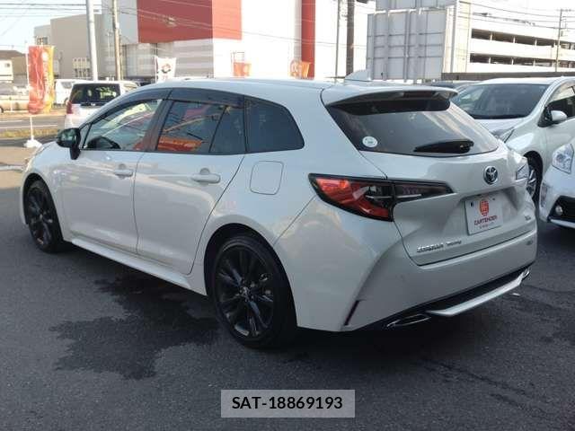 Toyota COROLLA TOURING 2021-06 6611167-3