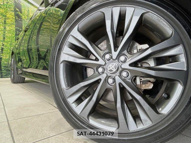 Toyota COROLLA TOURING 2019-11 6675446-12