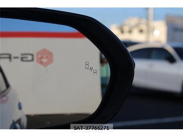 Toyota COROLLA TOURING 2020-09 6675448-4