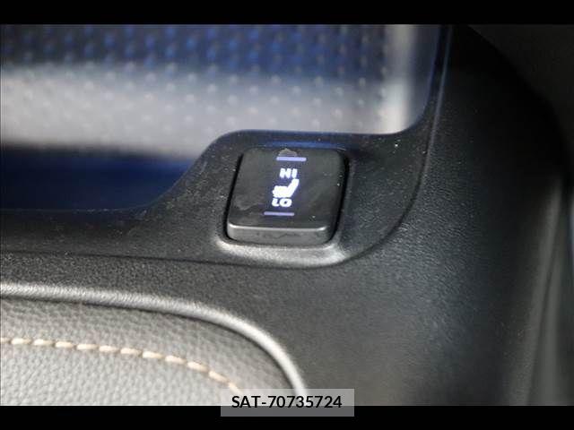 Toyota COROLLA TOURING 2020-11 6675445-3