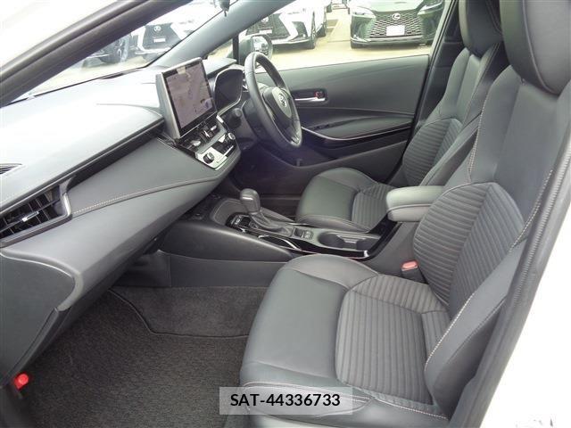 Toyota COROLLA TOURING 2024-06 6751106-10