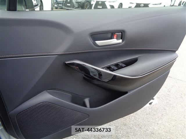 Toyota COROLLA TOURING 2024-06 6751106-28