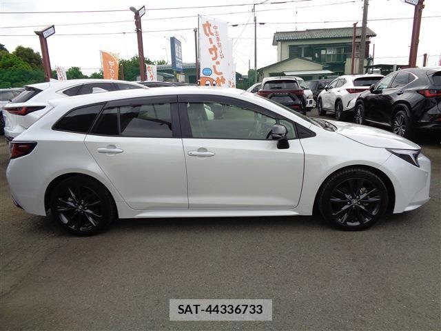 Toyota COROLLA TOURING 2024-06 6751106-3