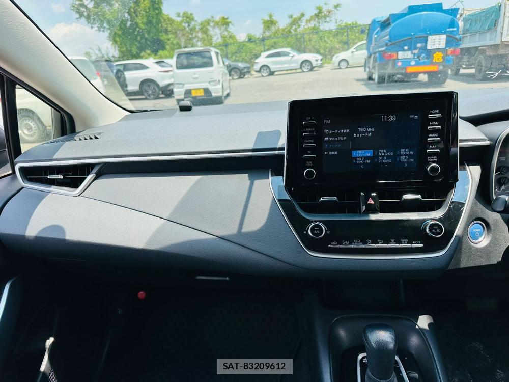 Toyota COROLLA TOURING 2021-04 6670928-16