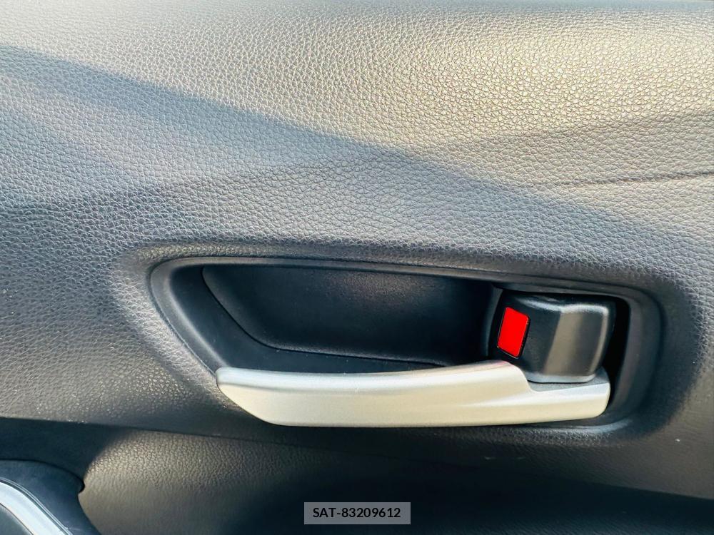 Toyota COROLLA TOURING 2021-04 6670928-19