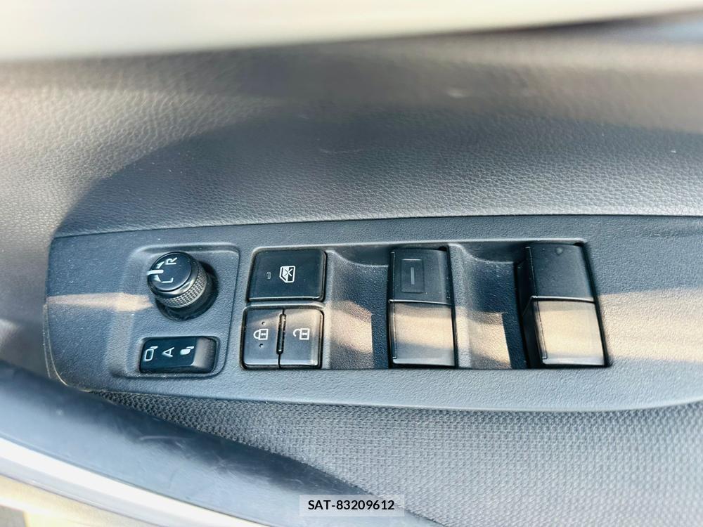 Toyota COROLLA TOURING 2021-04 6670928-20