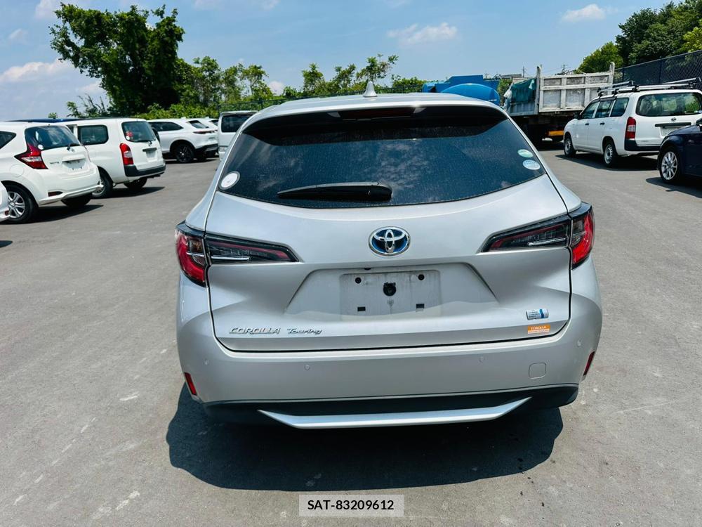 Toyota COROLLA TOURING 2021-04 6670928-3