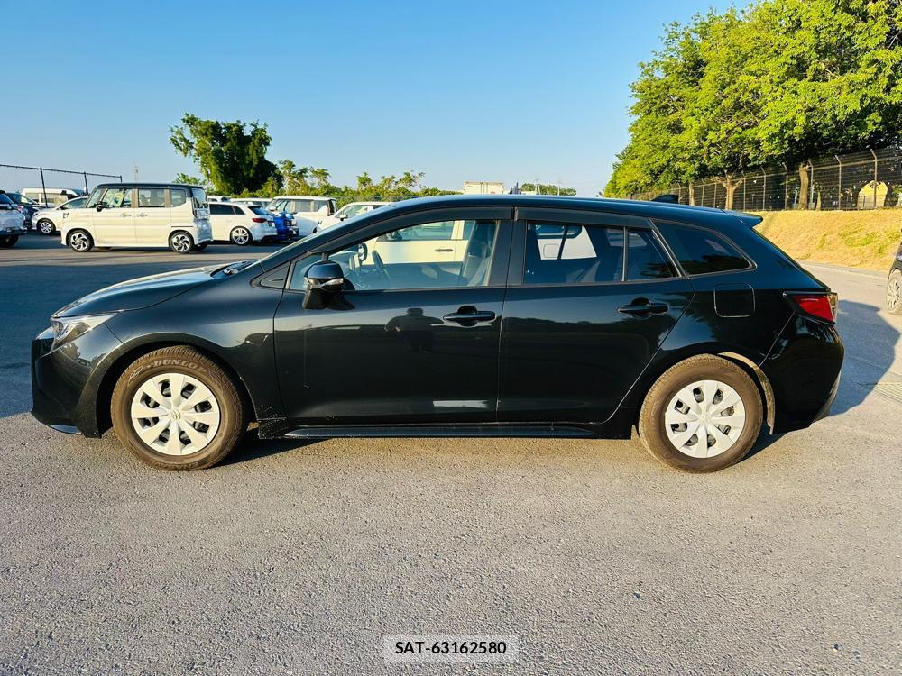 Toyota COROLLA TOURING 2021 6765372-1