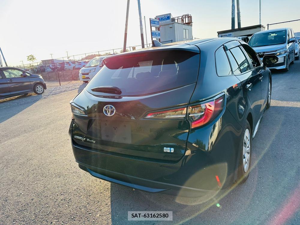 Toyota COROLLA TOURING 2021 6765372-4