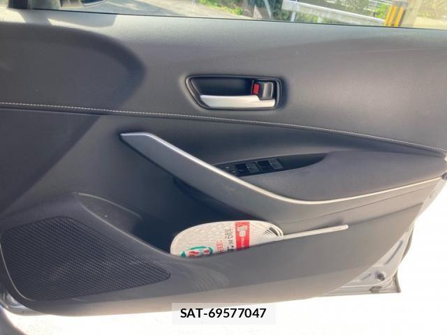 Toyota COROLLA TOURING 2020-12 6903586-27
