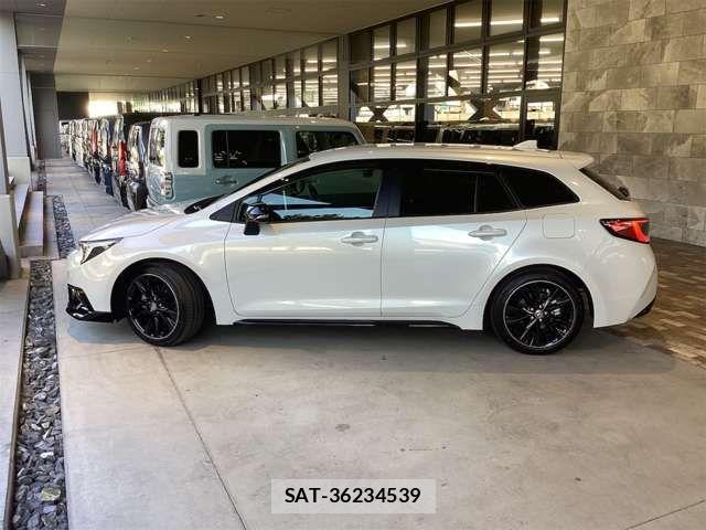 Toyota COROLLA TOURING 2025-01 6903567-9